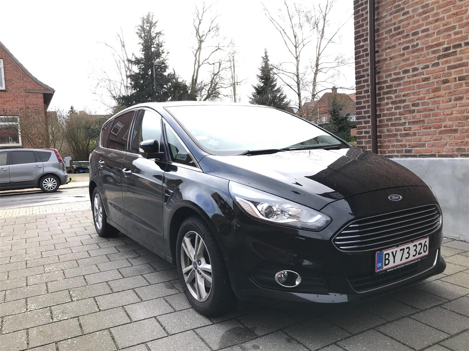 Ford S-Max
